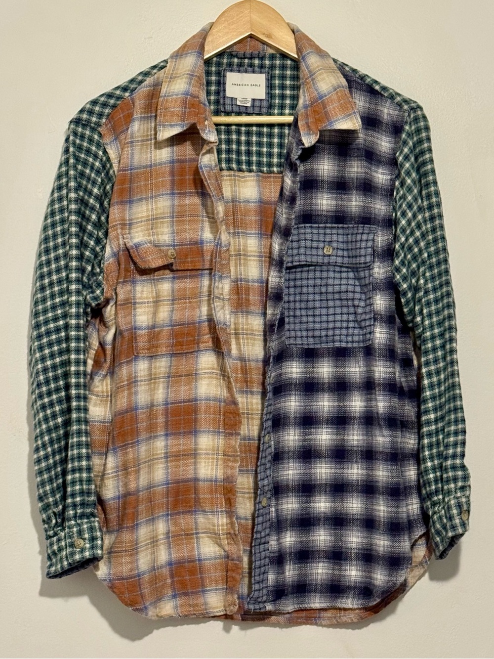 American Eagle Mixed Plaid Button-Up Shirt in Green Rust Navy S Grunge 90’s Fall